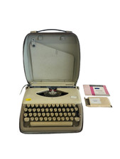 Tippa 1 Personal Typewriter