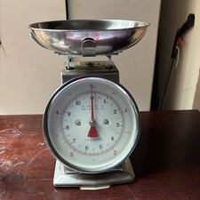 Premier Retro Style Kitchen