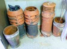CHIMNEY POTS X 5 OVER 100 YEARS OLD FROM HOUSE RENOVATION ,HEAVY AND SOLID ITEM