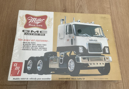 Amt model kit - model,