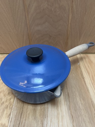 Creuset cast iron enamel - cast,