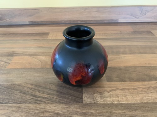 Poole pottery galaxy lava - poole,