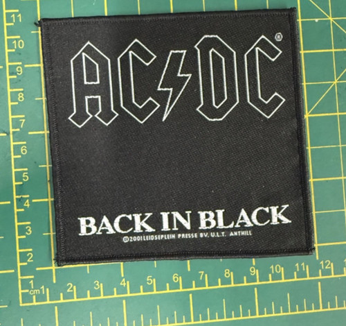 Back black woven - in,