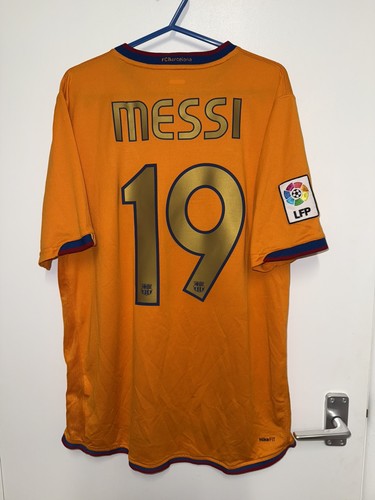 Barcelona football shirt - football, away
