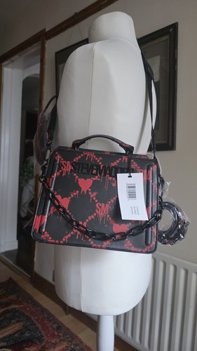 Steve madden bleeding - madden, hearts