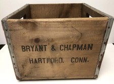 BRYANT & CHAPMAN Dairy HARTFORD CT Vintage SEALTEST  MILK BOTTLE CRATE Case