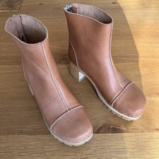 Swedish Hasbeens Women’s Tan