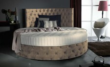 Chesterfield 6FT6 Round Bed &