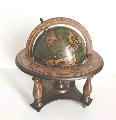 Vintage wood old world - vintage,