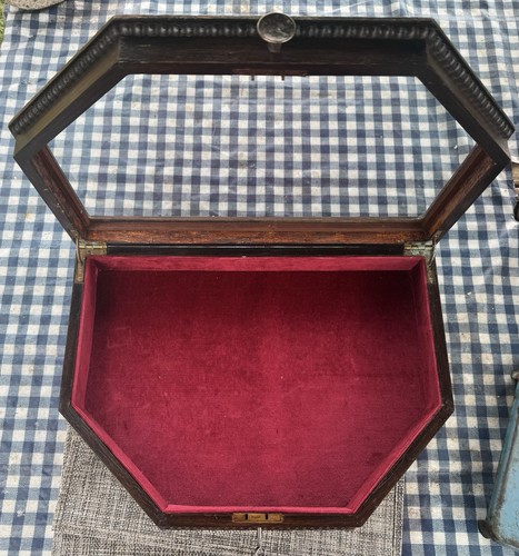Vintage display cabinet - display,