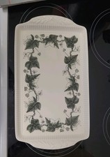 Wedgwood Napoleon Ivy Green