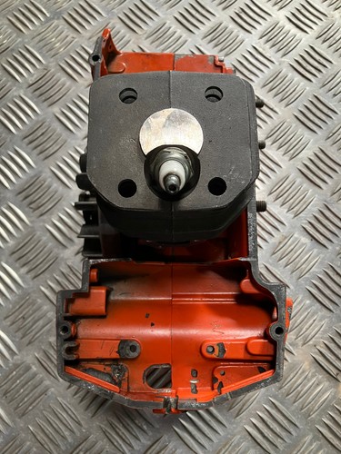 Husqvarna 262xp chainsaw - husqvarna,