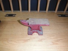 SMALL VINTAGE ANVIL WEIGHS 1