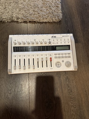 Zoom r16 multitrack recorder - zoom,