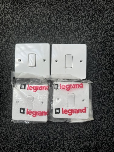 Legrand single switches - 4x,
