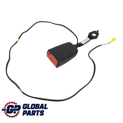 Mercedes w204 seat belt - mercedes,