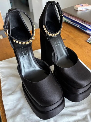 Versace dècollettè medusa - versace,