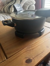 Remoska Electric Cooker