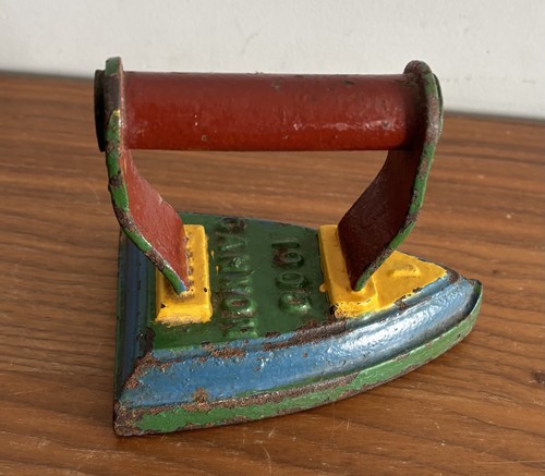 Antique cast iron flat - iron,