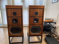 linn isobarik & stands had for