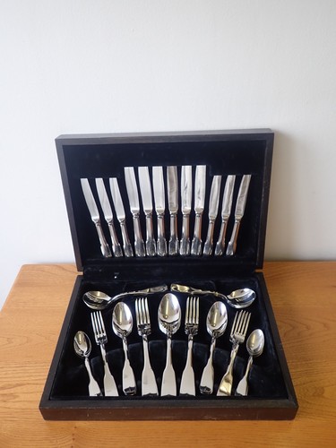 Guy degrenne boxed cutlery - cutlery, set
