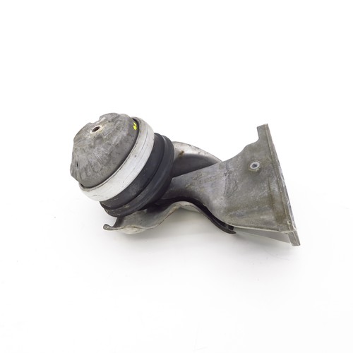 Engine mounting right mercedes - engine,