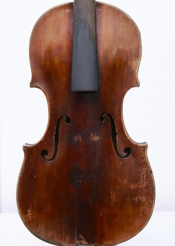 Old violin for restoration - violin,