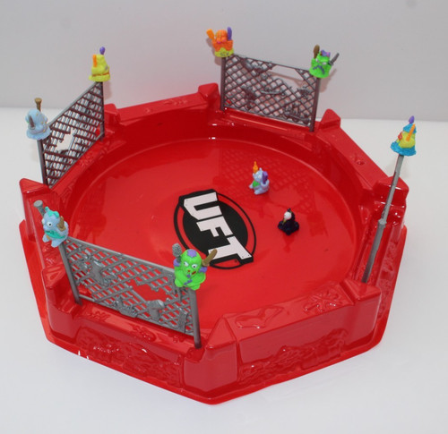 Trash pack battle arena - battle,
