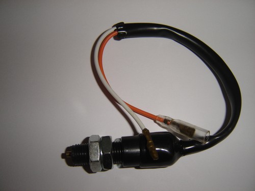 Aftermarket rear brake light - aftermarket,