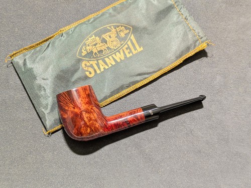 Stanwell royal rouge 253 - royal, made