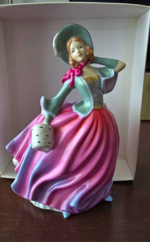 Royal doulton pretty ladies - royal,