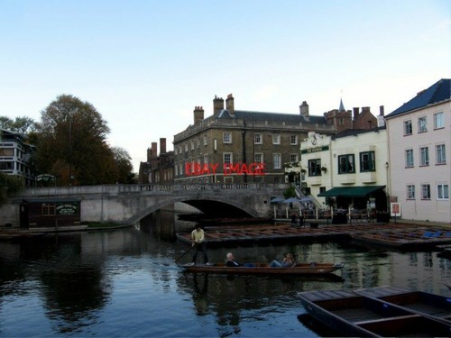 Photo punting the - ,