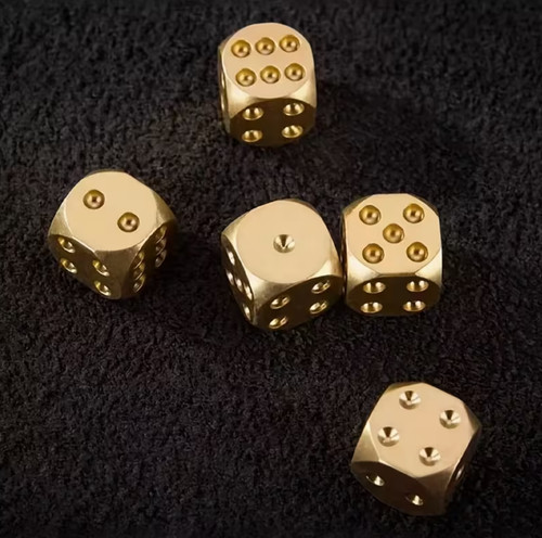 Classic brass dice - 5,
