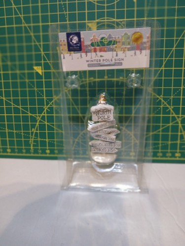 Mini world collectables - mini,