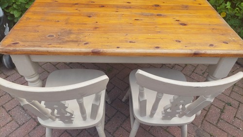 Shabby chic table - 4, chairs