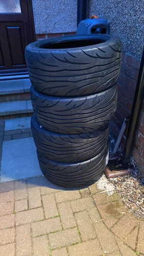255 40r17 98w - x,