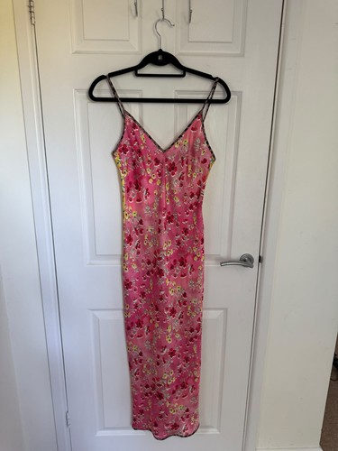 Never fully dressed - , midi