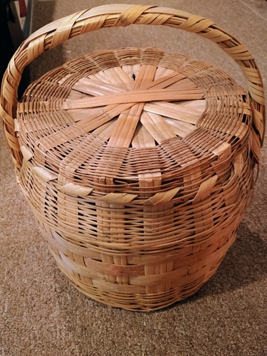 Vintage hand woven split - hand,