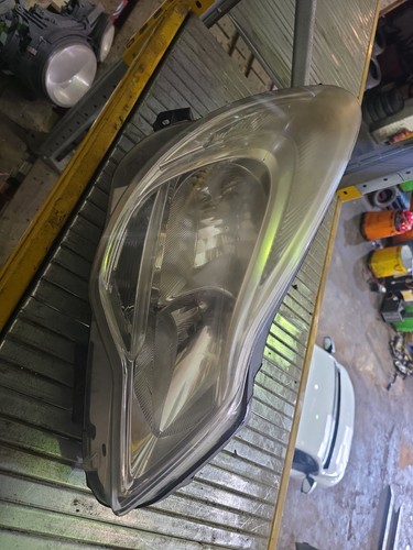 Vauxhall corsa headlight - d,