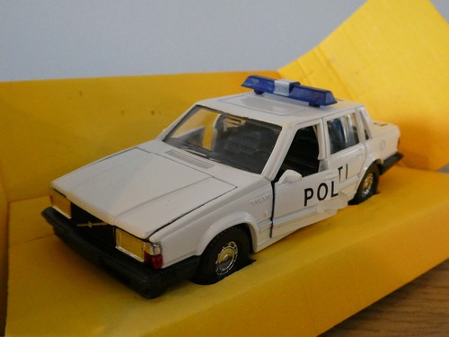 Corgi toys volvo - corgi,