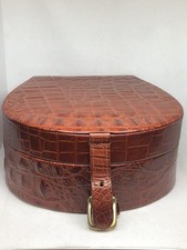 VINTAGE ALLEN SOLLY ENGLAND LEATHER COLLAR BOX