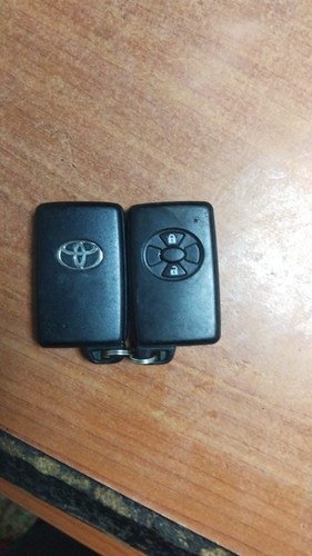 Genuine toyota button remote - genuine,