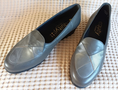 New ladies grey tone - -,