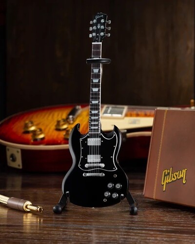 Gibson standard ebony - gibson,