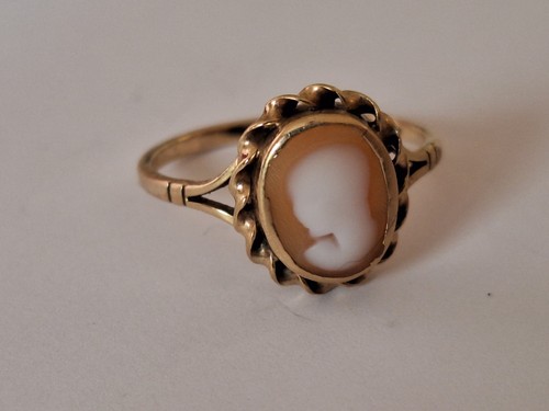 9ct gold cameo ring - 9ct,