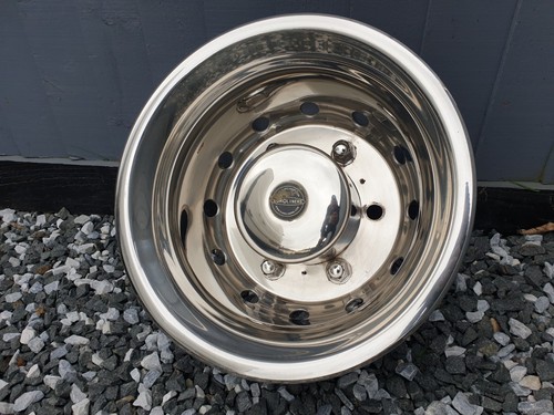 One euroliners rear twin - rear, axle