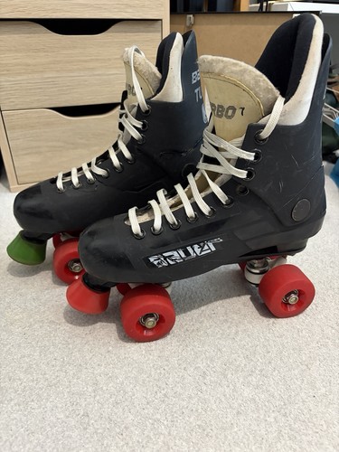 Bauer turbo roller skates - roller,