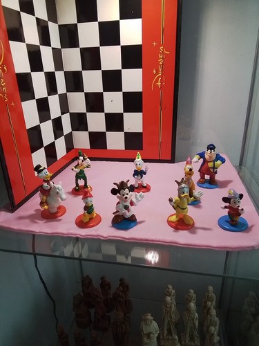 Mickey mouse and freinds chess - mickey,