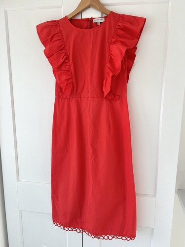 Never fully dressed red - dressed,