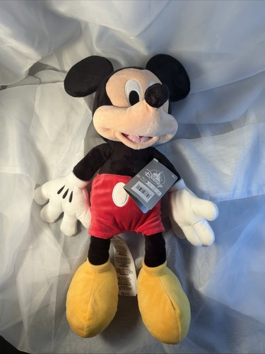 Nwt disney traditional mickey - nwt,